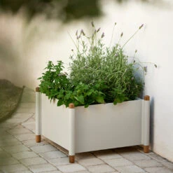Sticks Outdoor Planter - Components 29 Sticks Outdoor Planter - Components -Danish Design Store 0000 Sticks planter fd419f5c fb91 45dc 9fab 8b38c8b669ce