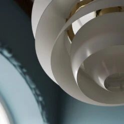 Louis Poulsen PH Snowball Pendant 25 Louis Poulsen PH Snowball Pendant -Danish Design Store 0010 SS25 Drop2 Interior Lolland PH Snowball ES0020