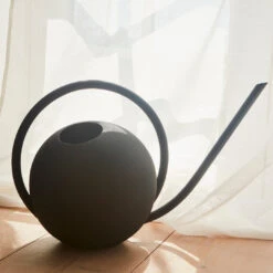 AYTM Globe Watering Can -Danish Design Store 0027 AYTM D2 08 293