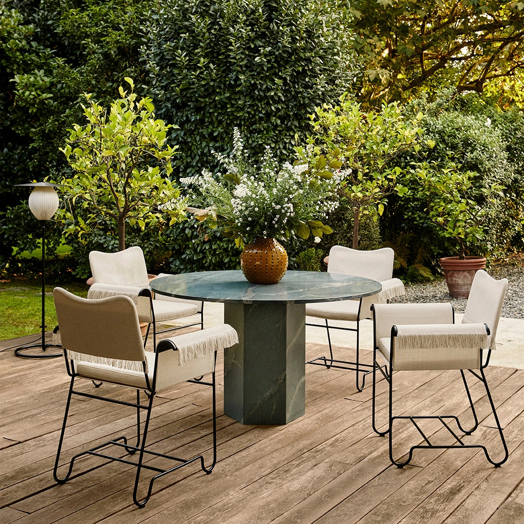 Gubi Epic Outdoor Dining Table - Round 8 Gubi Epic Outdoor Dining Table - Round - Image 6