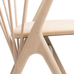 Sibast No 8 Chair 36 Sibast No 8 Chair -Danish Design Store 05 Sibast No 8 soap Y leg detail