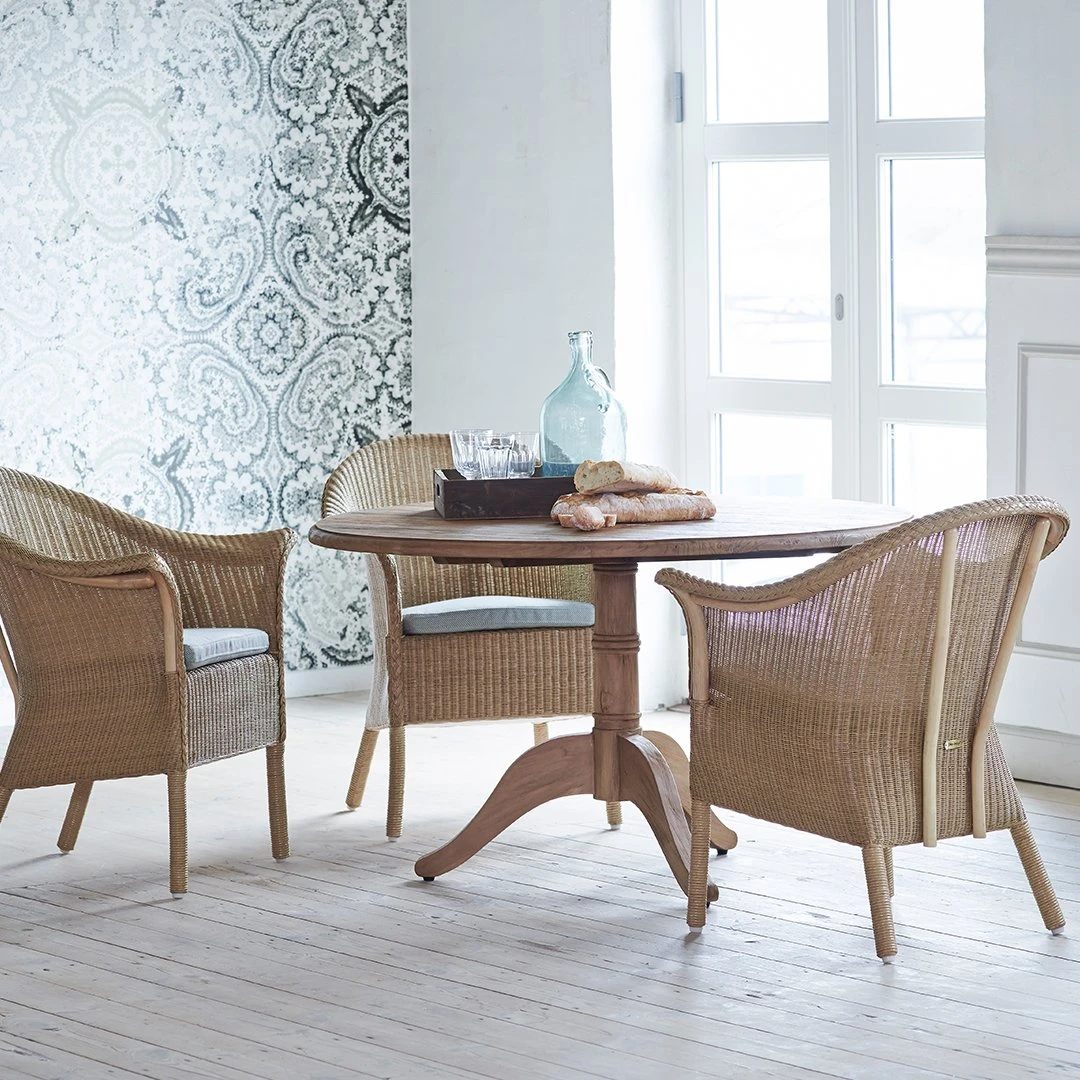 Classic Chair 6 Classic Chair - Image 4