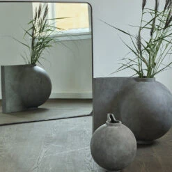 101 COPENHAGEN Offset Vase -Danish Design Store 111213 2 OFFSET VASES