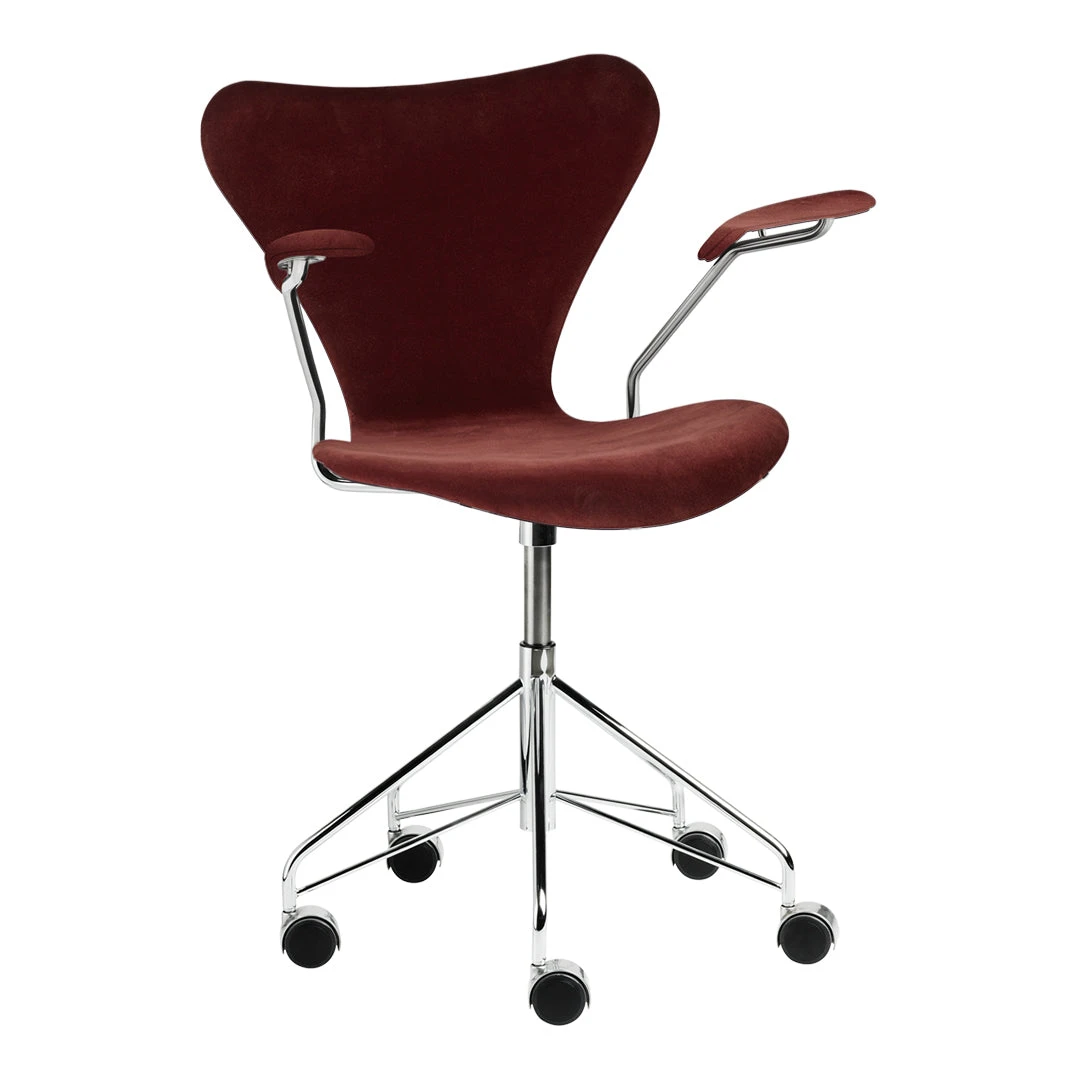 Fritz Hansen Series 7 Swivel Armchair 3217 - Fully Upholstered, Velvet 11 Fritz Hansen Series 7 Swivel Armchair 3217 - Fully Upholstered, Velvet - Image 9