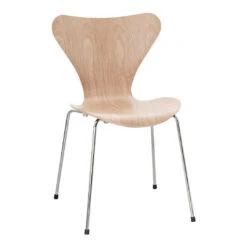 Fritz Hansen Series 7 Chair 3107 - Clear Lacquered -Danish Design Store 1808 Series 7 Natural Oak