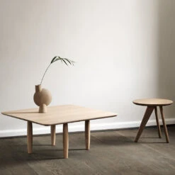 Fin Side Table -Danish Design Store 190128 norr11 6189 highres