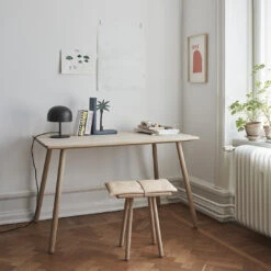 Fritz Hansen Skagerak Georg Desk -Danish Design Store 1930349 1670050 1930337 Georg Desk M 4d32a0fb 3132 41ed af02 4574a029cc6b