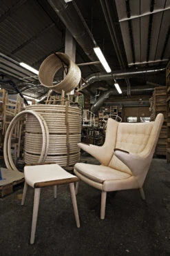 Wegner PP120 Stool -Danish Design Store 19 120 leather natura 300 93ae95e5 ff20 4568 9dae b48afe61a249