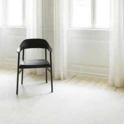 Normann Copenhagen Herit Armchair - Upholstered 39 Normann Copenhagen Herit Armchair - Upholstered -Danish Design Store 2020 Herit Armchair Black Oak Black 01 132fe61a de92 427a 88c8 49cb8d325485