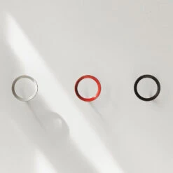 Normann Copenhagen Loop Hook (Order Quantity: 6) -Danish Design Store 2022 Loop Hook Medium Warm Grey Red Black