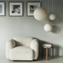 Normann Copenhagen Swell Armchair 32 Normann Copenhagen Swell Armchair -Danish Design Store 2022 Pix Lamp White Group Swell Armchair Uph Karakorum 001