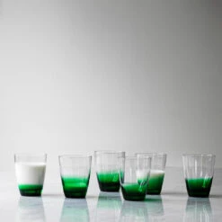 Normann Copenhagen Hue Glass (Order Quantity: 4) -Danish Design Store 2023 Hue Glass Green 02