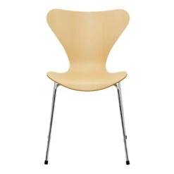 Fritz Hansen Series 7 Chair 3107 - Clear Lacquered -Danish Design Store 2158 Series 7 Beech