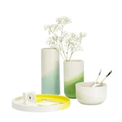 Vitra Herringbone Vase 16 Vitra Herringbone Vase -Danish Design Store 2908510 Herringbone Vessels Group F v fullbleed 1440x 43a0a322 f6a9 4829 a436 5022dd847143