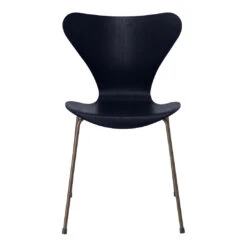 Fritz Hansen Series 7 Chair 3107 - Color -Danish Design Store 3107 Series 7 Midnight Blue Coloured Ash Brown Bronze Base