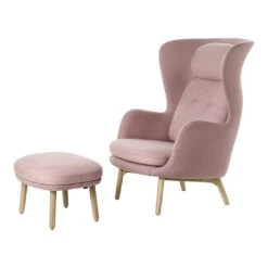 Fritz Hansen Ro Footstool 33 Fritz Hansen Ro Footstool -Danish Design Store 3379 Ro 4d0338c2 c865 4146 b796 e91e6e70356a