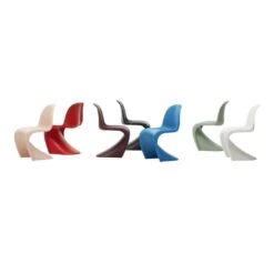 Vitra Panton Chair 36 Vitra Panton Chair -Danish Design Store 3904940 Panton Chair Group F v fullbleed 1440x 03474894 afa7 4fc4 bc51 938c1ec16626