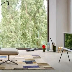 Vitra Eames House Whale 18 Vitra Eames House Whale -Danish Design Store 3989221 GrandReposPotenceVaseDecoupageEamesHouseWhaleCorkFamilyohneTischundStuhlmitLampe v fullbleed 1440x 881bb016 5115 4a10 abd0 3fd6e775f498