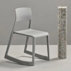 Vitra Tip Ton RE Rocking Chair - Stackable 20 Vitra Tip Ton RE Rocking Chair - Stackable -Danish Design Store 4028051 Tip Ton RE tube v fullbleed 1440x 0e6a695f c1e7 4045 a1d4 70c6b2e52729