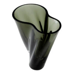 Aer Vase -Danish Design Store 4735949 Aer Vase 19 Top f31d97e1 fb94 467c 8831 0b3d78cebbb9