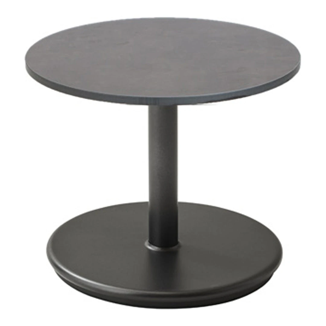 Go Round Outdoor Coffee Table - Small 3 Go Round Outdoor Coffee Table - Small