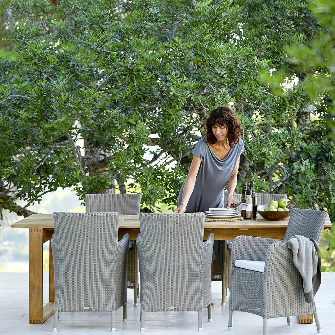 Endless Outdoor Dining Table 13 Endless Outdoor Dining Table - Image 11