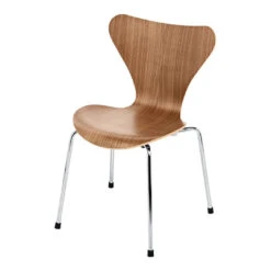 Fritz Hansen Series 7 Chair 3107 - Clear Lacquered -Danish Design Store 5891 Series 7 Children Chair Walnut