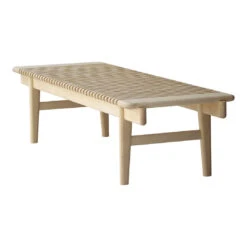 Wegner PP589 Bar Bench 26 Wegner PP589 Bar Bench -Danish Design Store 589 white 300 7c2419fb c2f5 421b 9e82 6b9d21eeea3b