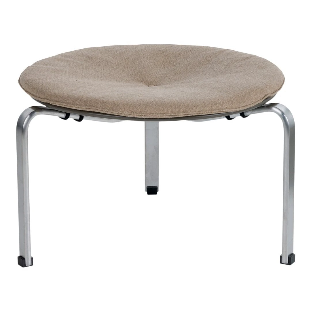 Fritz Hansen PK33 Stool 4 Fritz Hansen PK33 Stool - Image 2