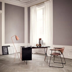 Gubi Masculo Dining Chair - Sledge Base -Danish Design Store 62Desk MasculoDiningChairSledgeBase GrashoppaFloorLamp