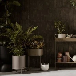 Ferm LIVING Plant Box - Round -Danish Design Store 71 1238 9f26c5a3 6b54 4e90 8a1f 61e0472e0080