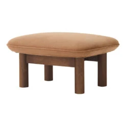 Brasilia Ottoman 31 Brasilia Ottoman -Danish Design Store 8154002 000E00ZZ Brasilia Ottoman Dark Stained Oak Dunes Camel angle b1fdf4c0 b523 4b44 beda 8f1a5bee576e