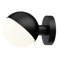 Louis Poulsen VL Studio Wall Light