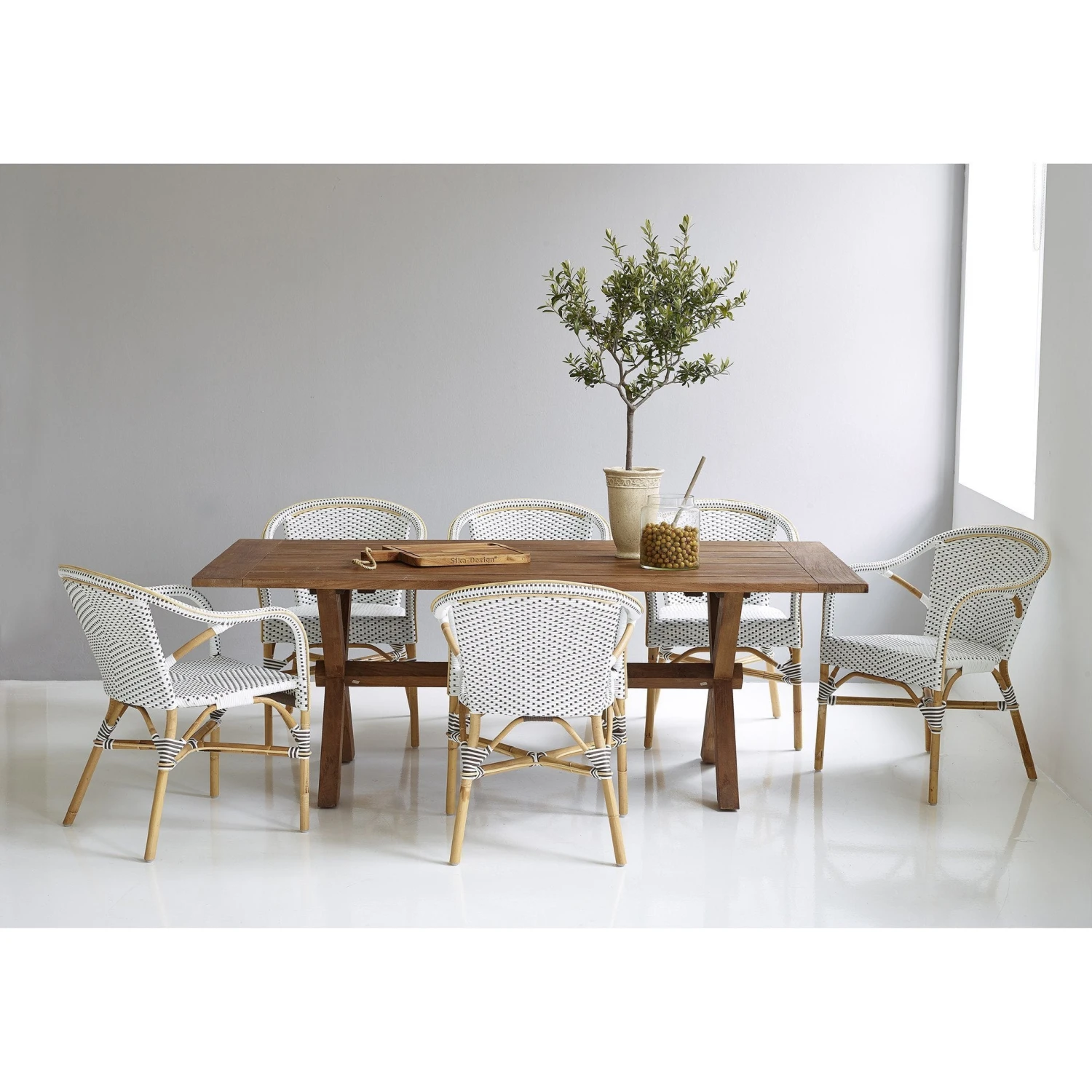 Madeleine Armchair 5 Madeleine Armchair - Image 4