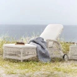 Daisy Sunbed 11 Daisy Sunbed -Danish Design Store 9595X Daisy Anna email db210a9c e480 451e a303 ca7ae77e5960