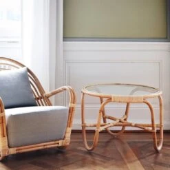 Charlottenborg Table W/ Glass Top -Danish Design Store AJ 25 SU Charlottenborg chair with 664 fabric AJ 45 SU Charlottenborg table 2