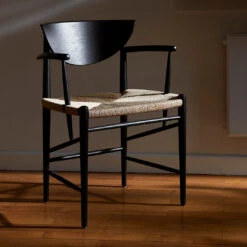 Drawn HM4 Dining Armchair 27 Drawn HM4 Dining Armchair -Danish Design Store ATD Retail 2021 Drawn HM4