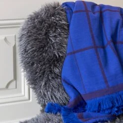 Untitled Throw AP10 -Danish Design Store ATD Retail 2021 Little Petra VB1 Untitled AP10