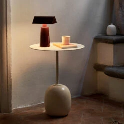 Caret MF1 Portable Table Lamp 37 Caret MF1 Portable Table Lamp -Danish Design Store ATD Retail 2022 Caret MF1 On Lato LN8