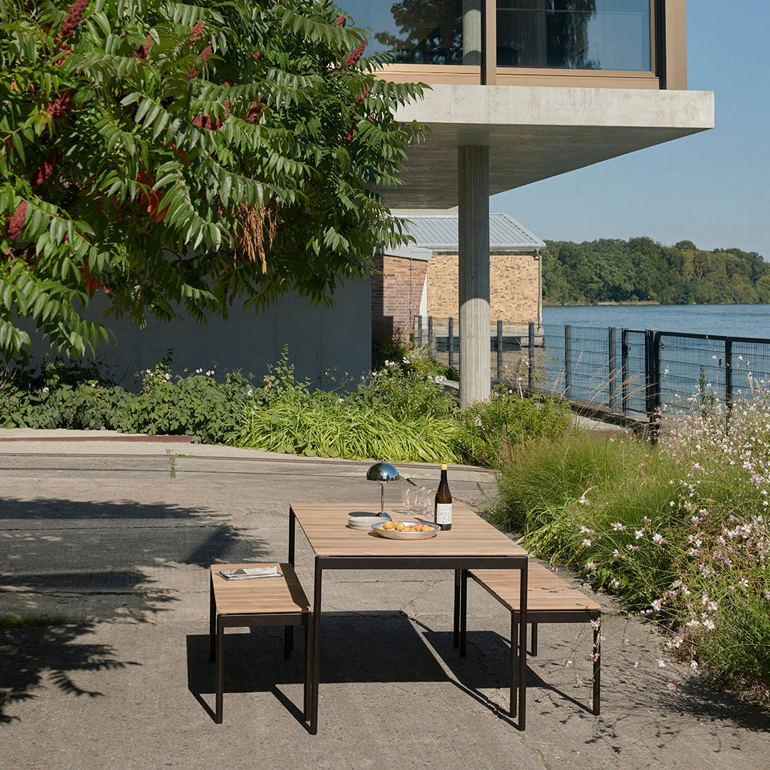 Ville AV25/AV26 Outdoor Dining Table 7 Ville AV25/AV26 Outdoor Dining Table - Image 5