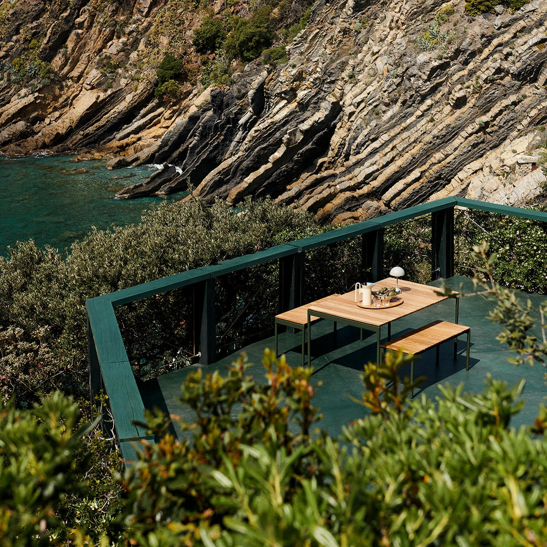 Ville AV25/AV26 Outdoor Dining Table 11 Ville AV25/AV26 Outdoor Dining Table - Image 9