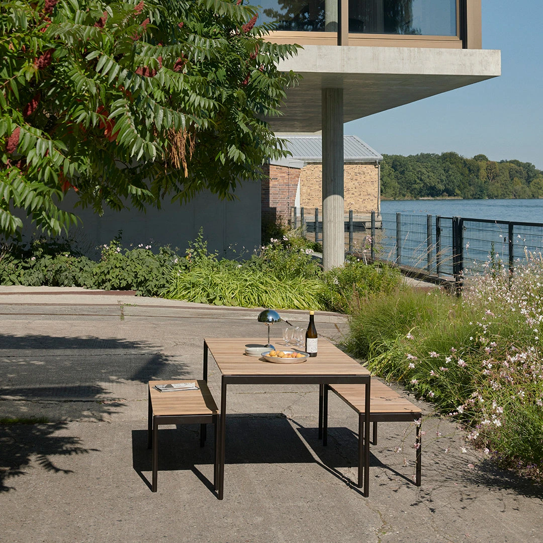 Ville AV27/AV28 Outdoor Bench 7 Ville AV27/AV28 Outdoor Bench - Image 5