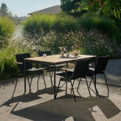 Ville AV34 Outdoor Armchair 25 Ville AV34 Outdoor Armchair -Danish Design Store ATD Retail 2024 VilleAV25 VilleAV34 CollectGlassSC78 MomentoJugJH38 CollectTraySC64