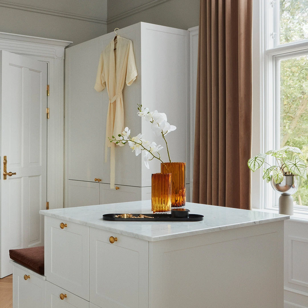 AYTM Folium Vase - Small (Order Quantity: 4) 22 AYTM Folium Vase - Small (Order Quantity: 4) - Image 20