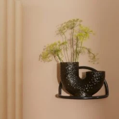 AYTM Arura Glass Vase 35 AYTM Arura Glass Vase -Danish Design Store AYTM 21 087 6bee663c 95ec 4382 b70c b547ab21d568