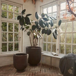 AYTM Terra Flowerpot 30 AYTM Terra Flowerpot -Danish Design Store AYTM D2 13 821 80e22cfc 0fc8 43fd 9be9 cd36b7ded4c4