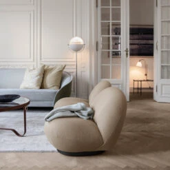 Gubi Multi-Lite Floor Lamp 28 Gubi Multi-Lite Floor Lamp -Danish Design Store AdnetCoffeeTableCircular MategotBowl PachaLoungeChair ReversSofa Multi LiteLamp TSConsole BL1TableLamp on 4f38725b 5556 4332 a111 17650155f385