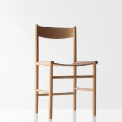 Linea Akademia Dining Chair 26 Linea Akademia Dining Chair -Danish Design Store Akademia oak in space3