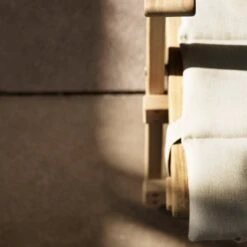 BM5568 Outdoor Deck Chair -Danish Design Store BM5568 teak oil cushion detail