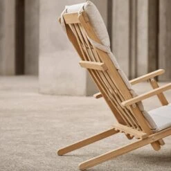 BM5568 Outdoor Deck Chair -Danish Design Store BM5568 teak oil cushion detail 1
